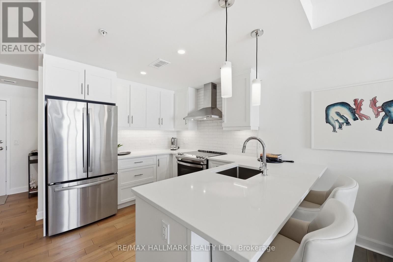 318 - 129B SOUTH STREET