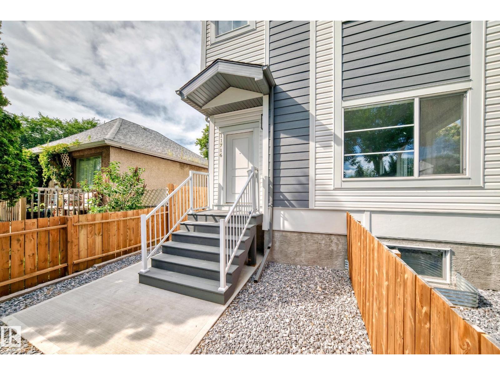 11716 129 AV NW