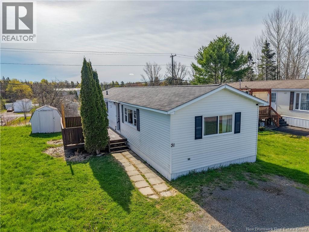Photo 1 of 35 — 31 Leafwood Crescent, Fredericton, NB E3B6N6