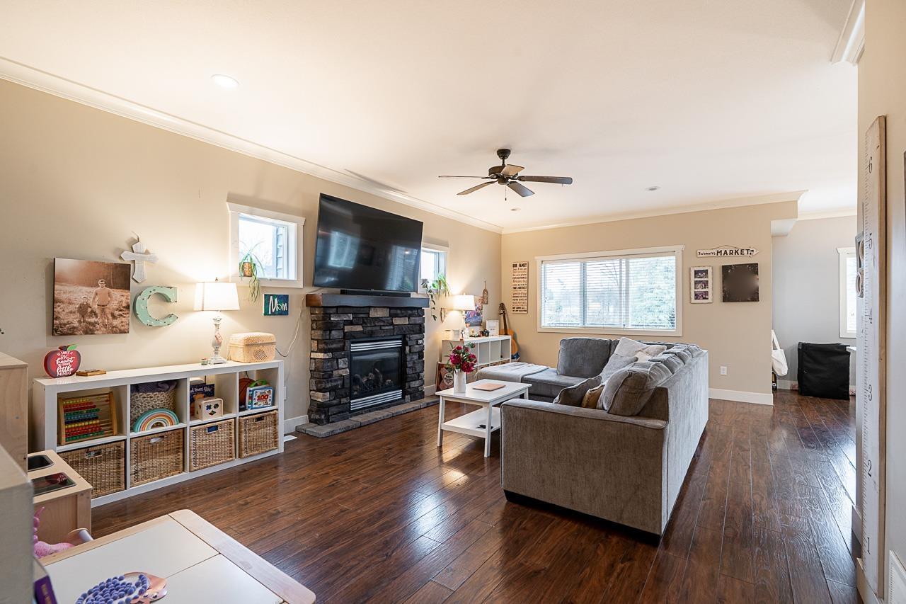 2 45466 WELLS ROAD|Sardis West Vedder