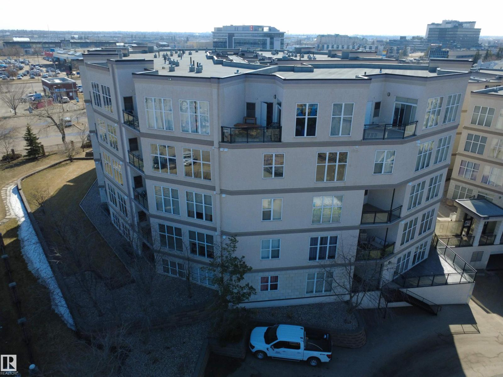 #208 4835 104A ST NW