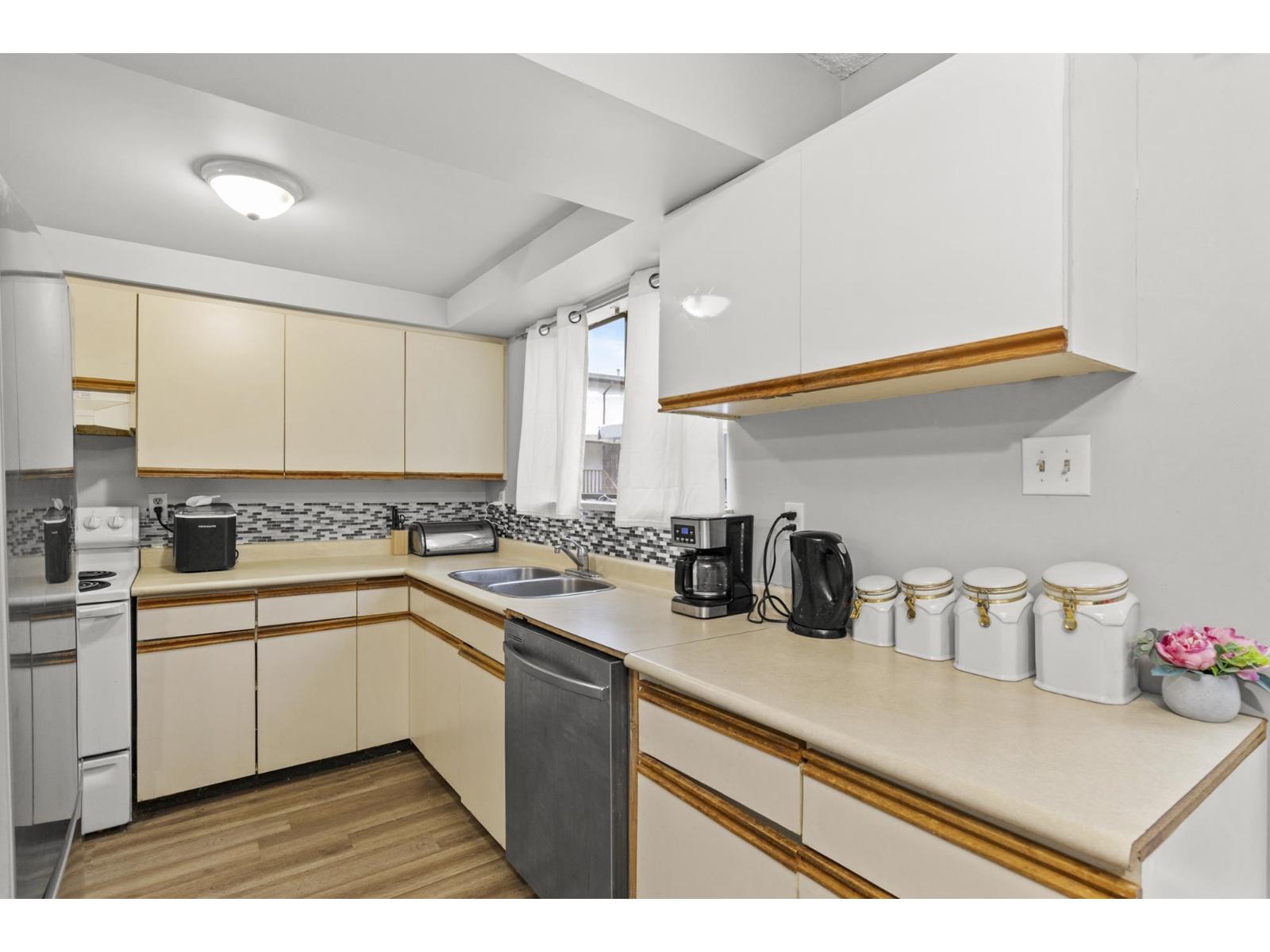 32369 GREBE CRESCENT