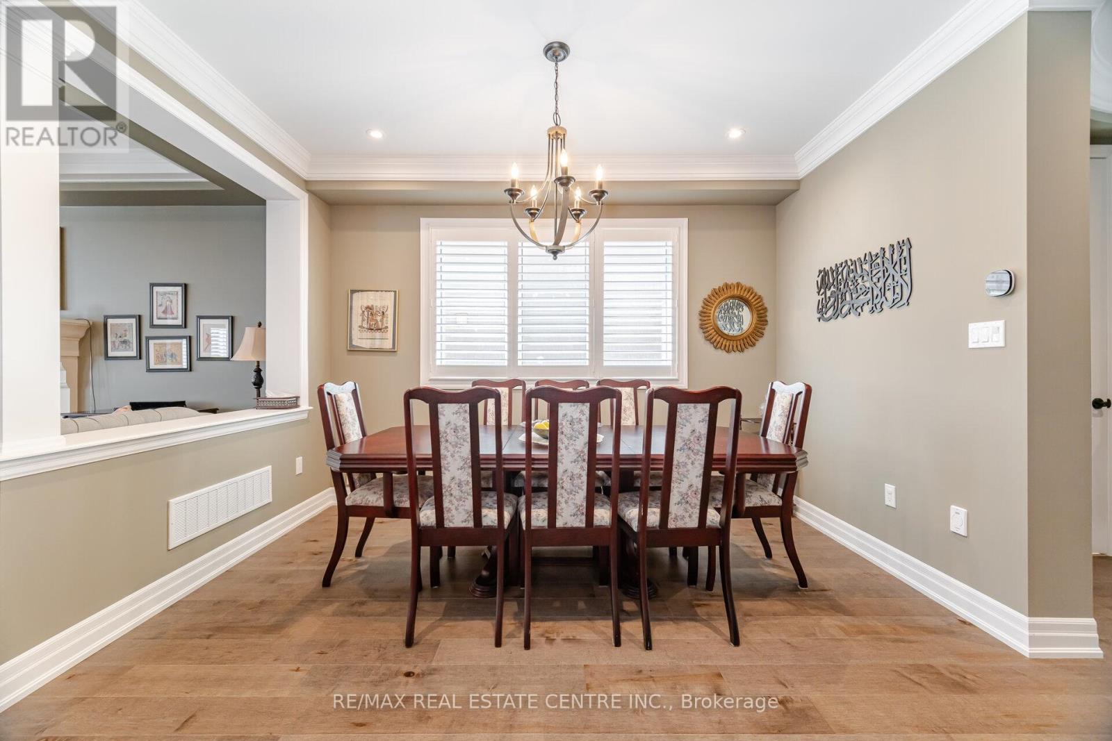156 CAMELLIA CRESCENT