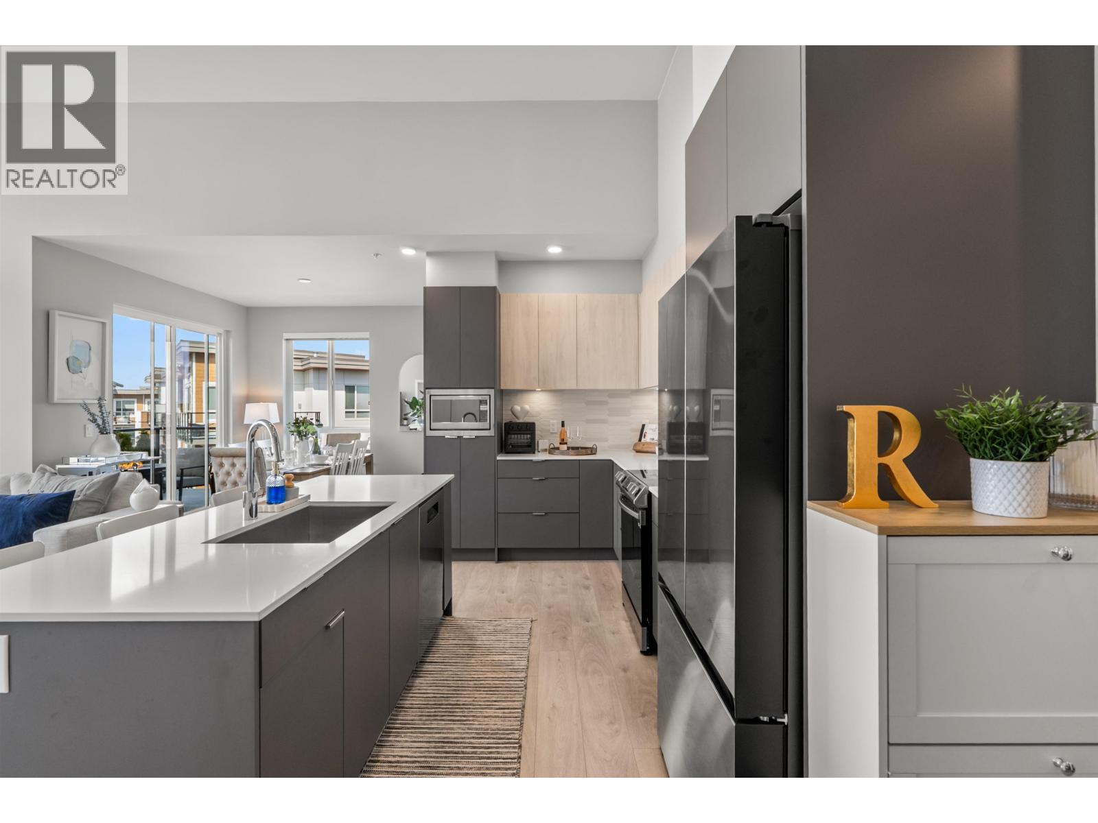 615 2431 RABBIT DRIVE