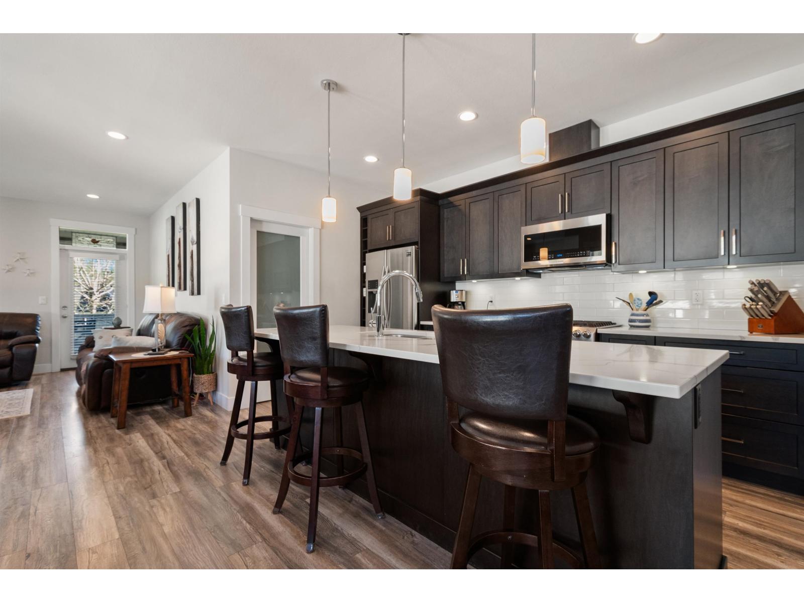 21002 SWALLOW PLACE|Hope