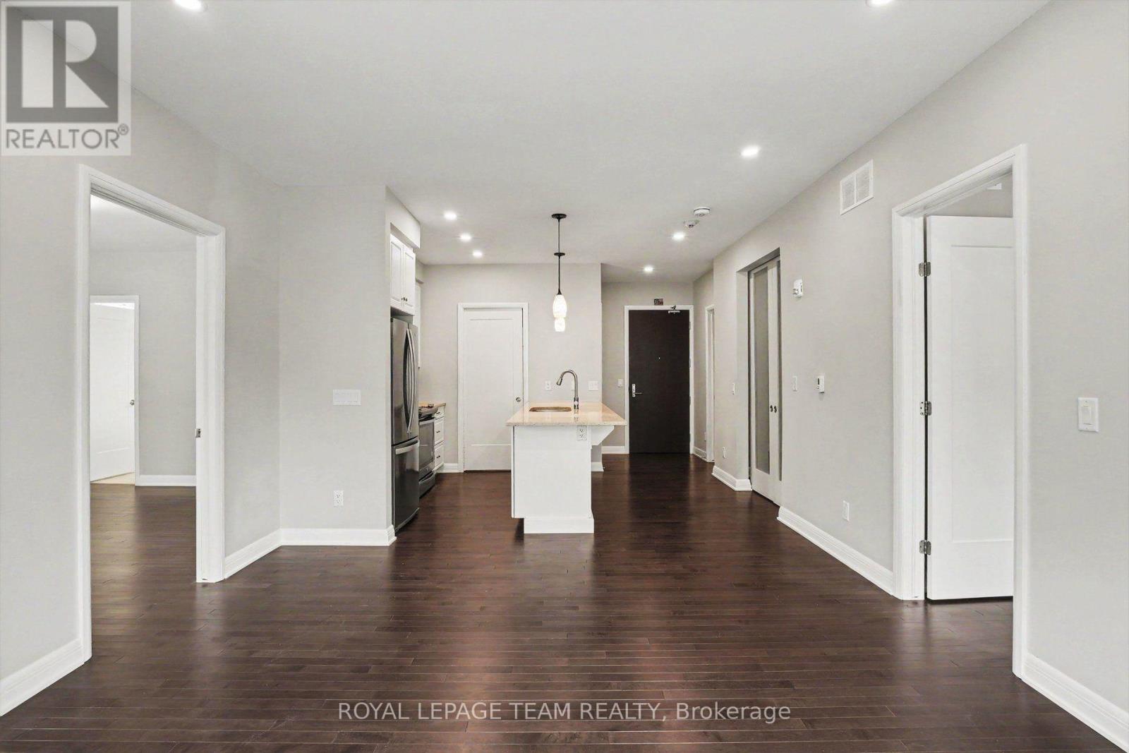 104 - 190 BOUNDSTONE WAY