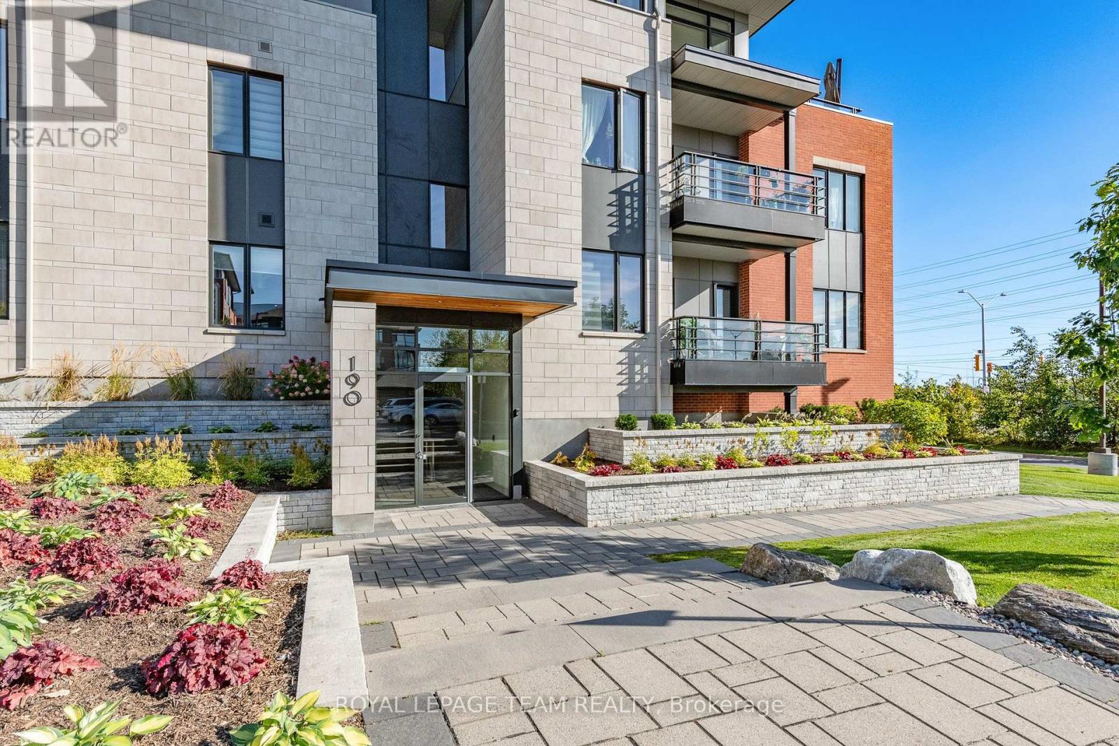 104 - 190 BOUNDSTONE WAY