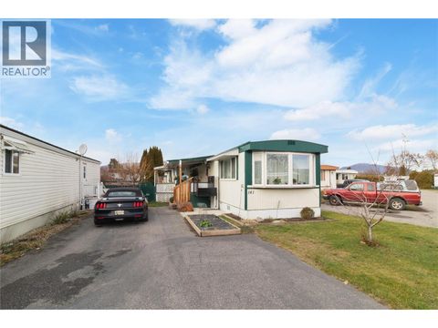 3745 Lakeshore Road Unit# 141 Kelowna BC V1W3K4