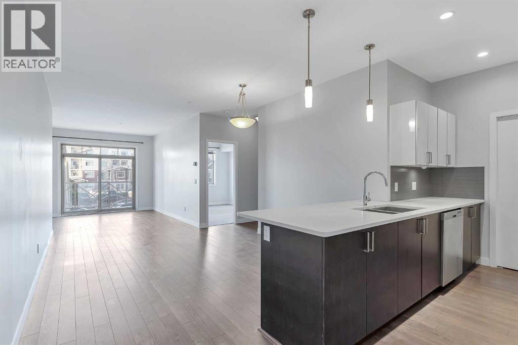 112, 10 Auburn Bay Link SE