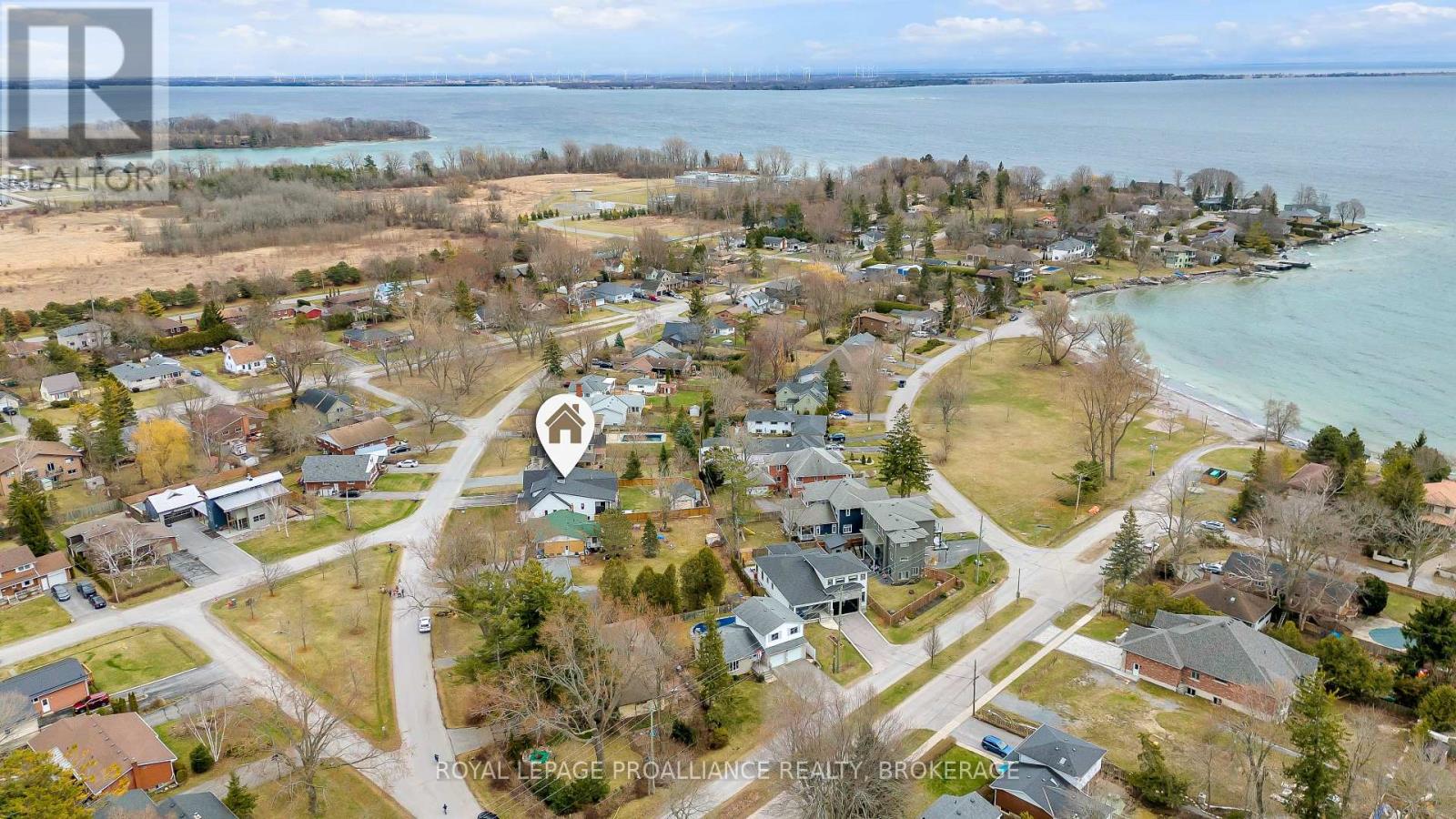 7 CRESCENT DRIVE