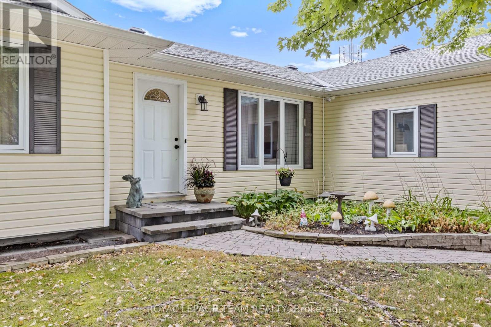 2248 WALLINGFORD WAY