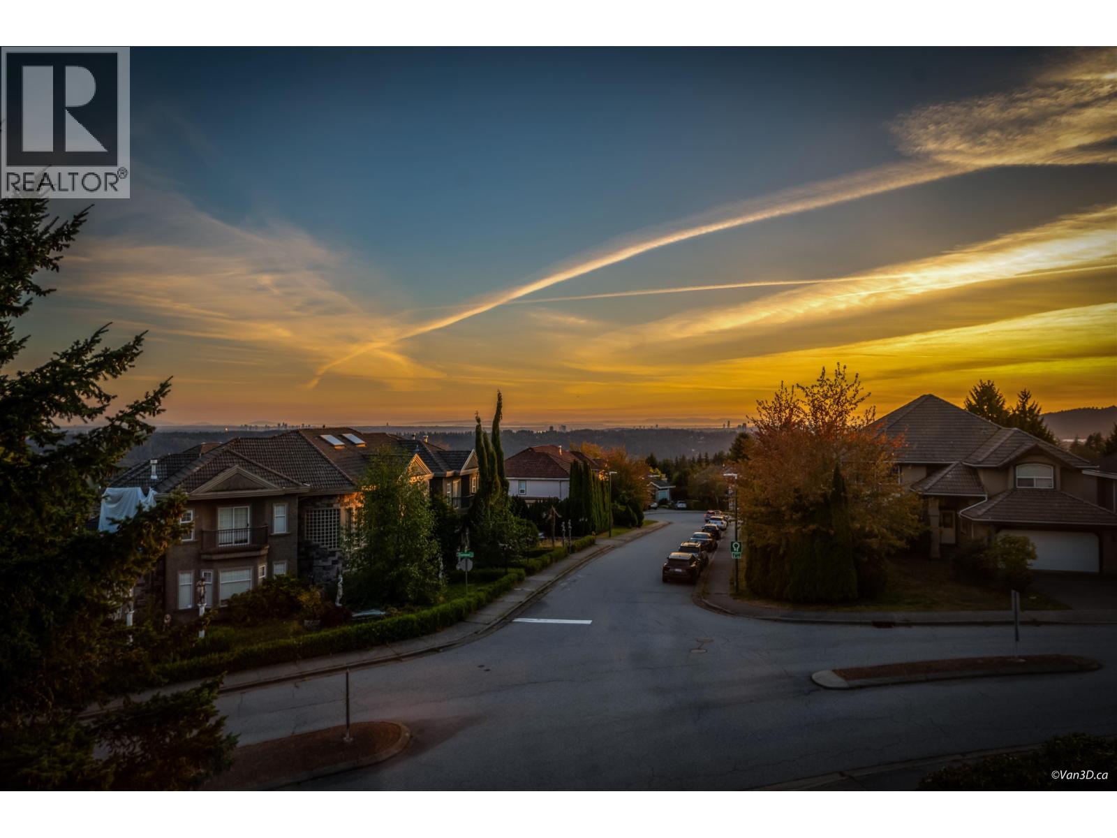 2599 DIAMOND CRESCENT