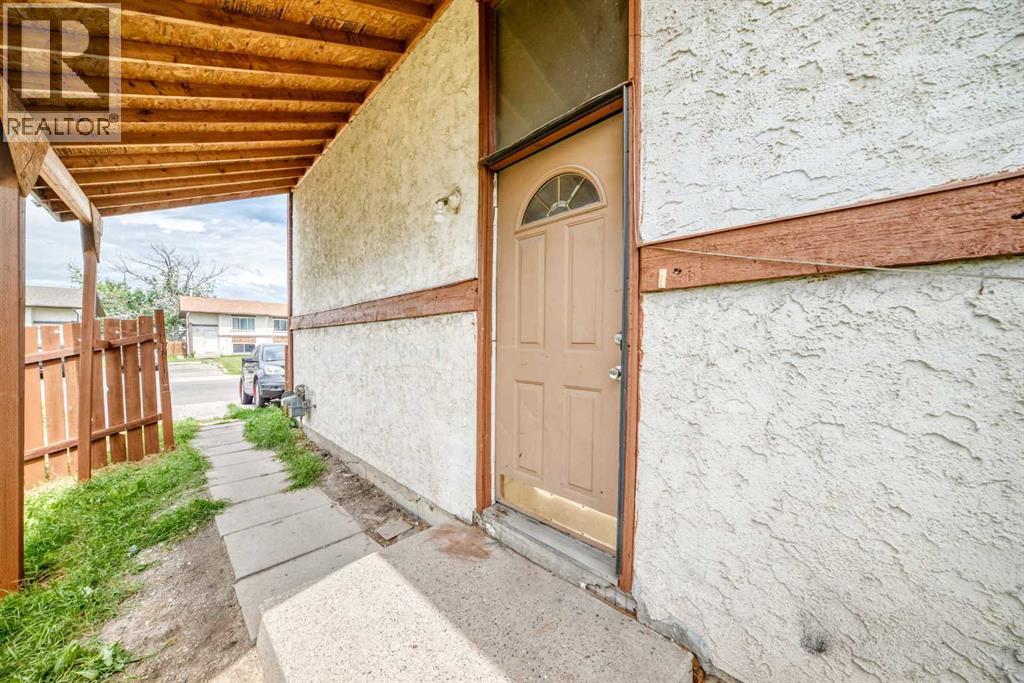 66 Fonda Drive SE