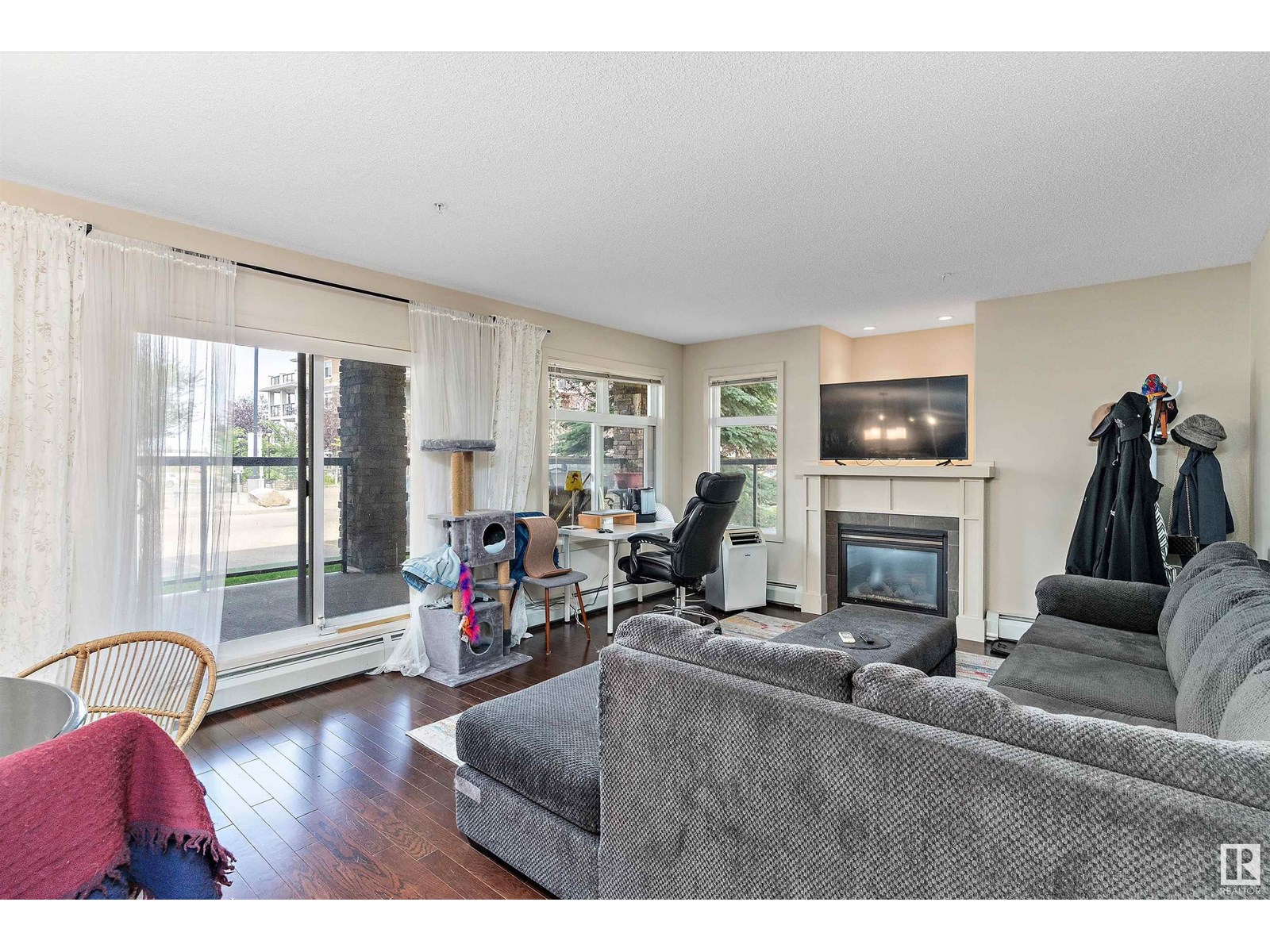 #132 11603 ELLERSLIE RD SW