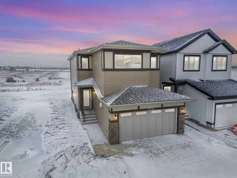 17728 7 ST NE Edmonton AB T5Y4K3