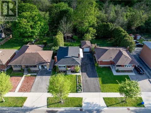 211 CONNAUGHT Street Kitchener ON N2C1B2
