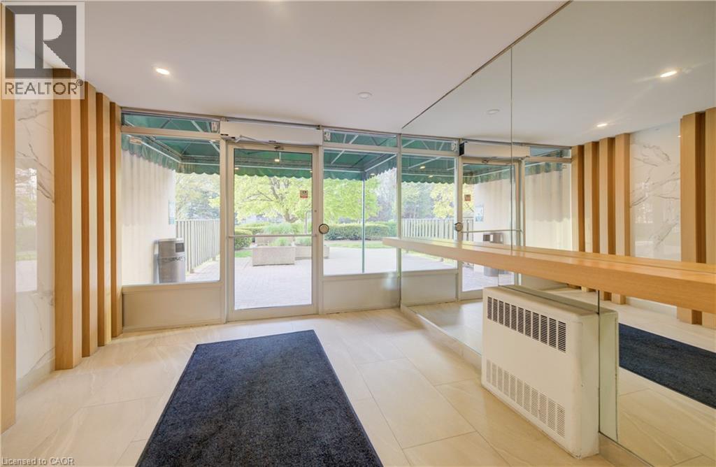 3590 KANEFF Crescent Unit# 2013