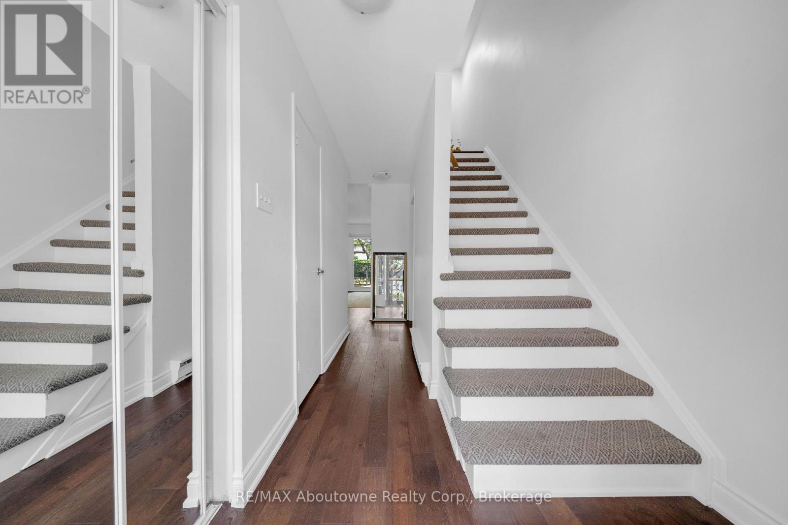 35 - 1270 GAINSBOROUGH DRIVE