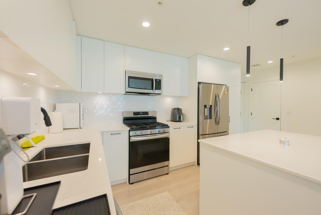 B501 20018 83A AVENUE