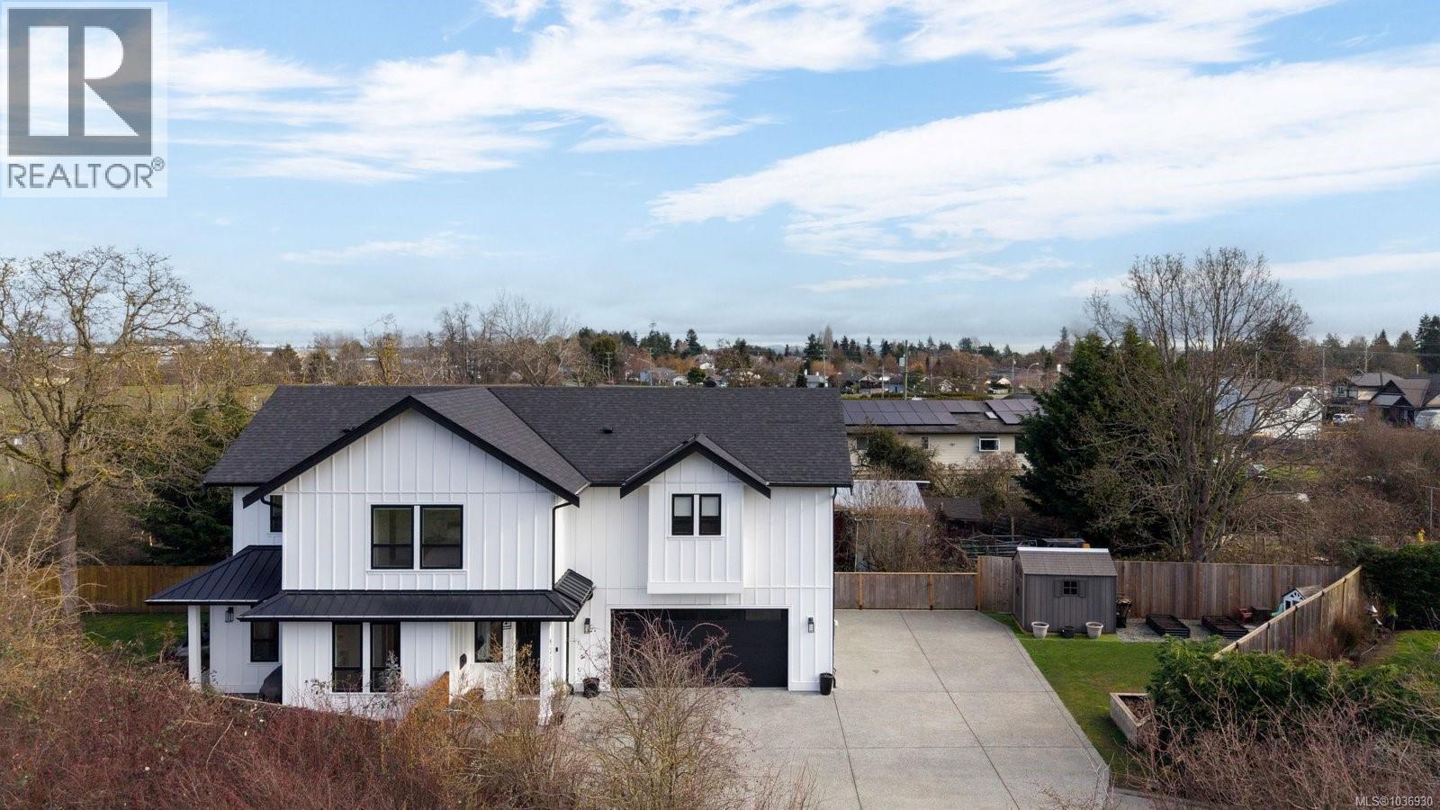 9356 East Saanich Rd