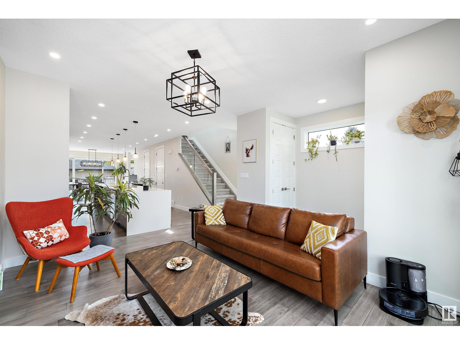 10917 79 AV NW