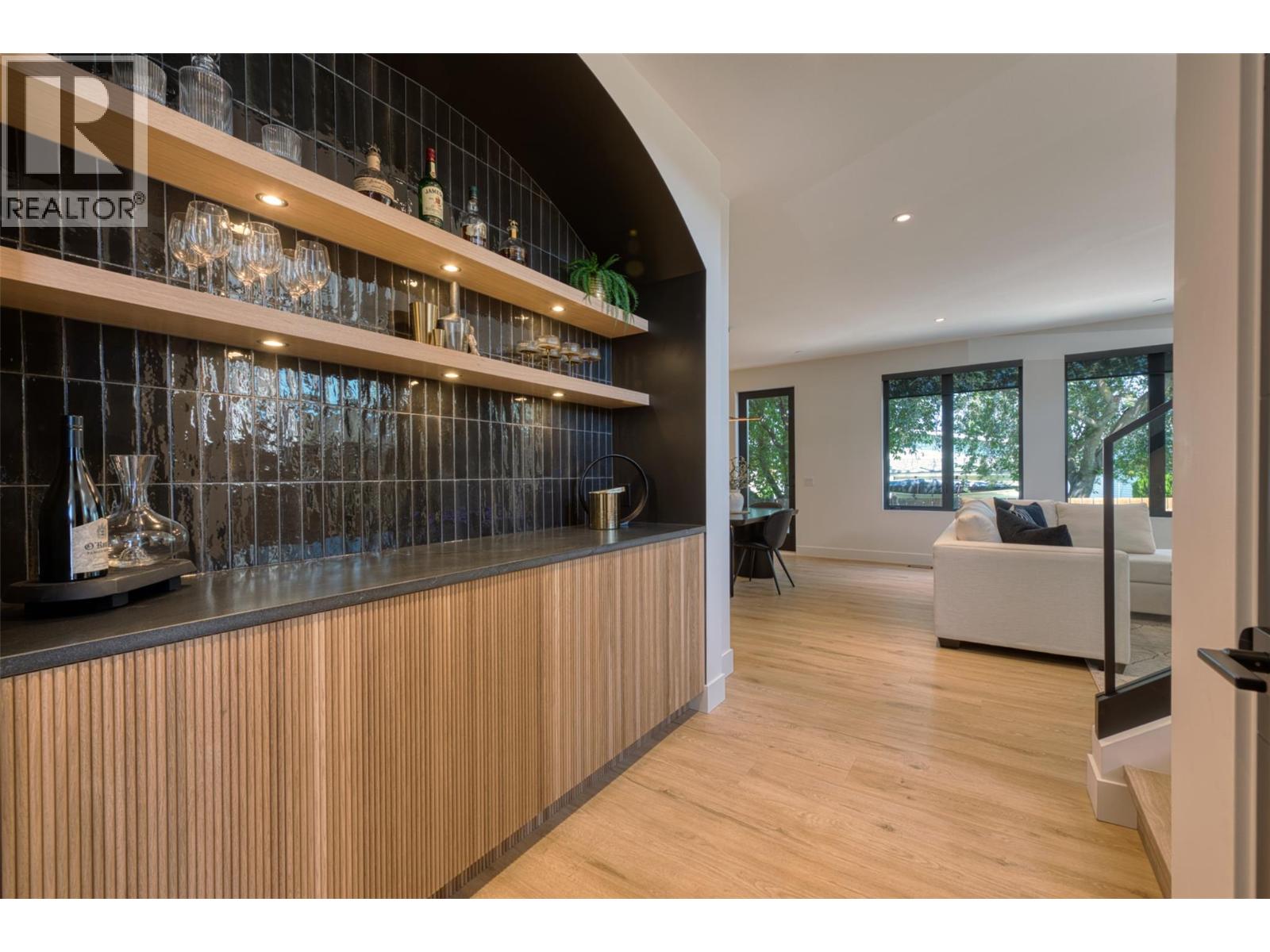 3010 Holland Road Unit# 4