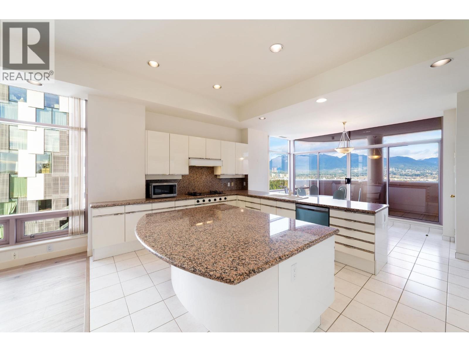 PH1 1500 ALBERNI STREET