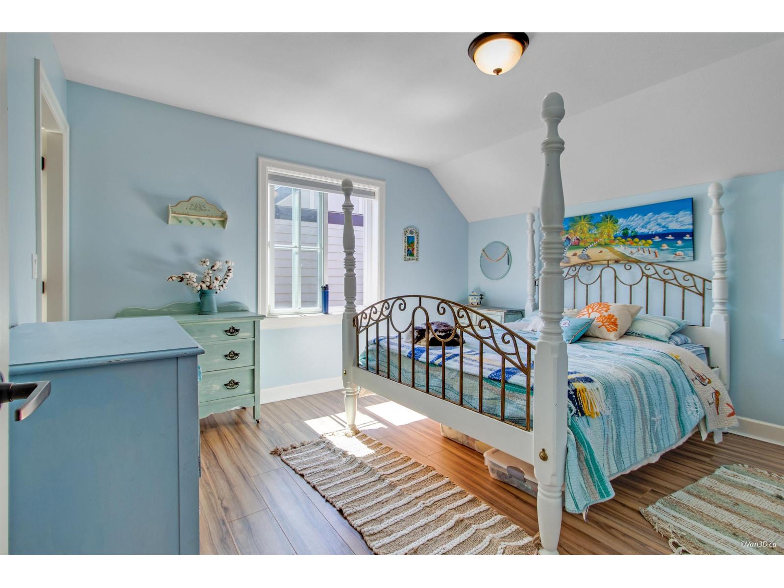 15 1911 WOODSIDE BOULEVARD|Mt Woodside