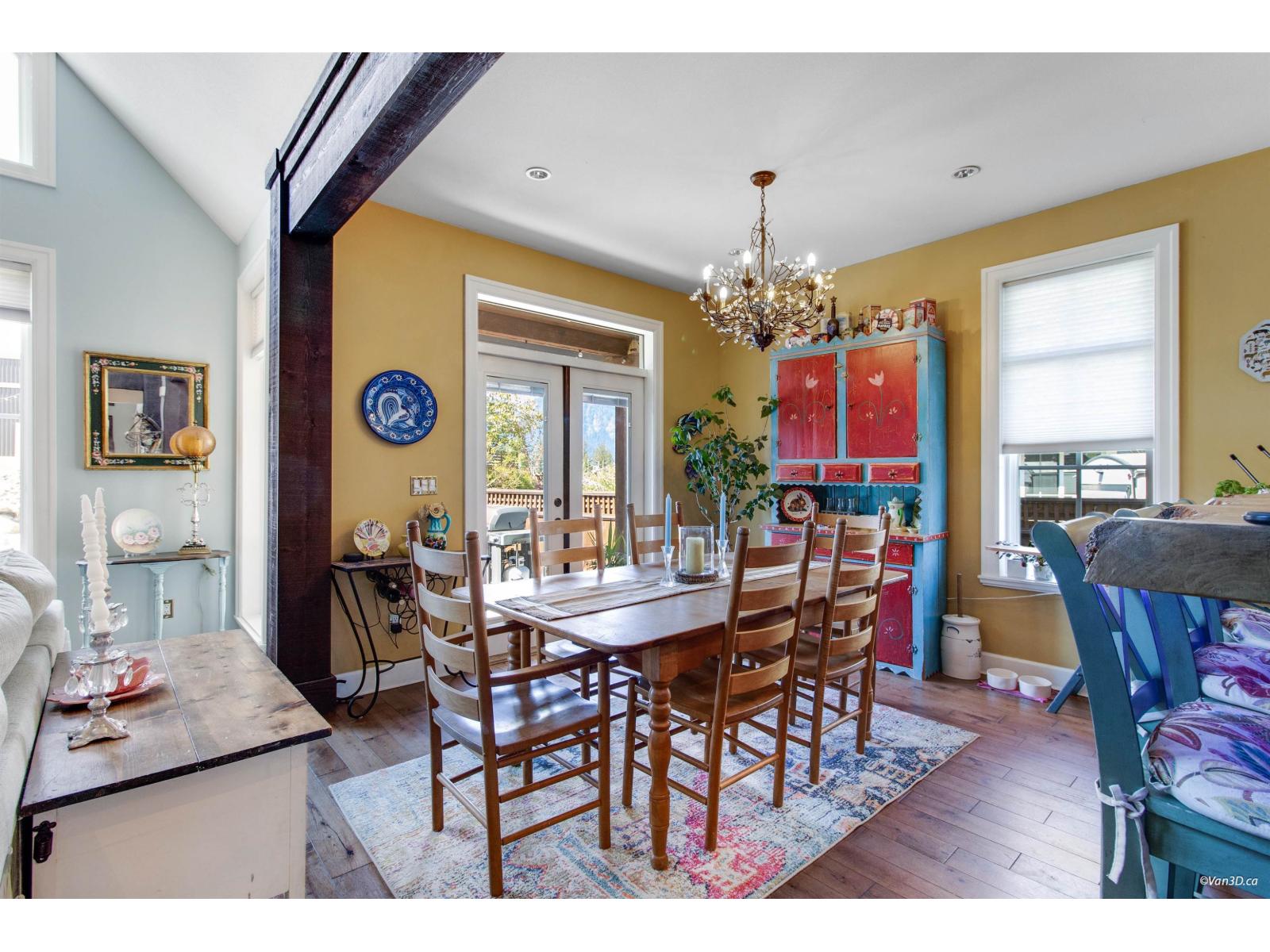 15 1911 WOODSIDE BOULEVARD|Mt Woodside