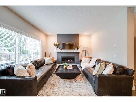 4373 CRABAPPLE CR SW Edmonton AB T6X0X9