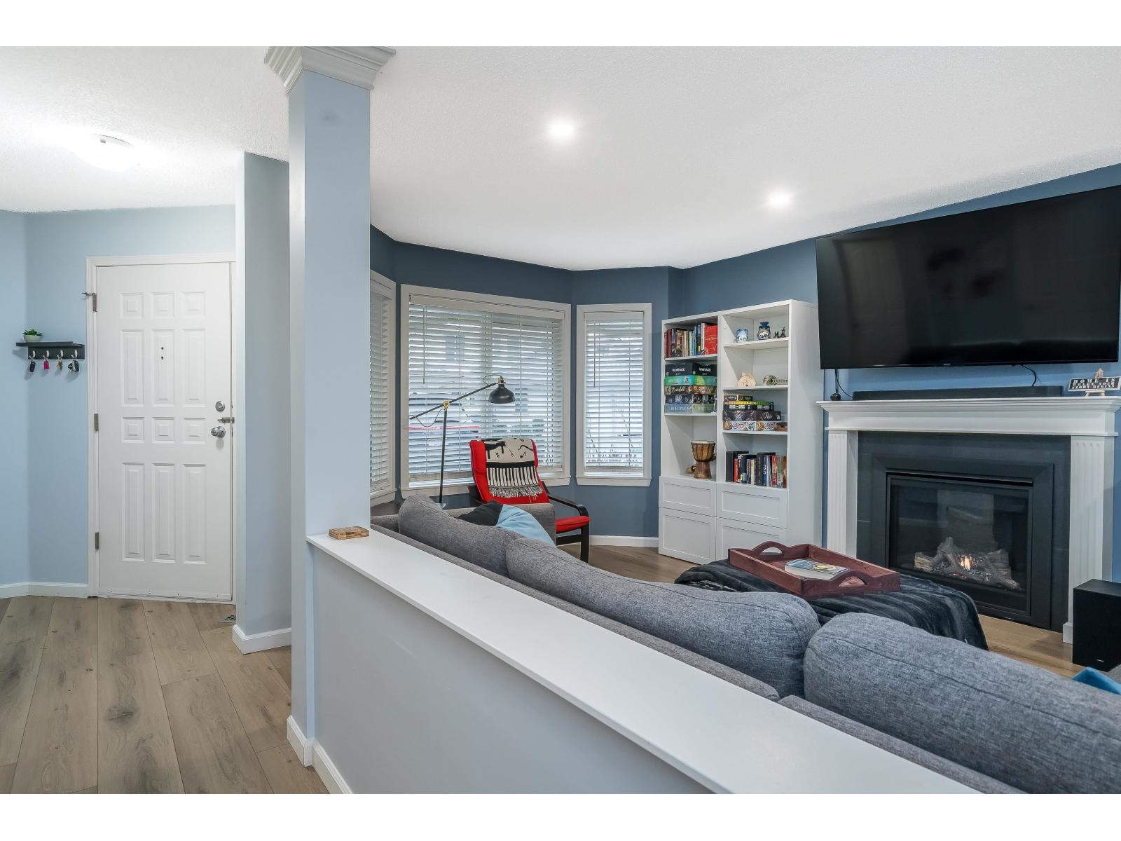 75 9045 WALNUT GROVE DRIVE