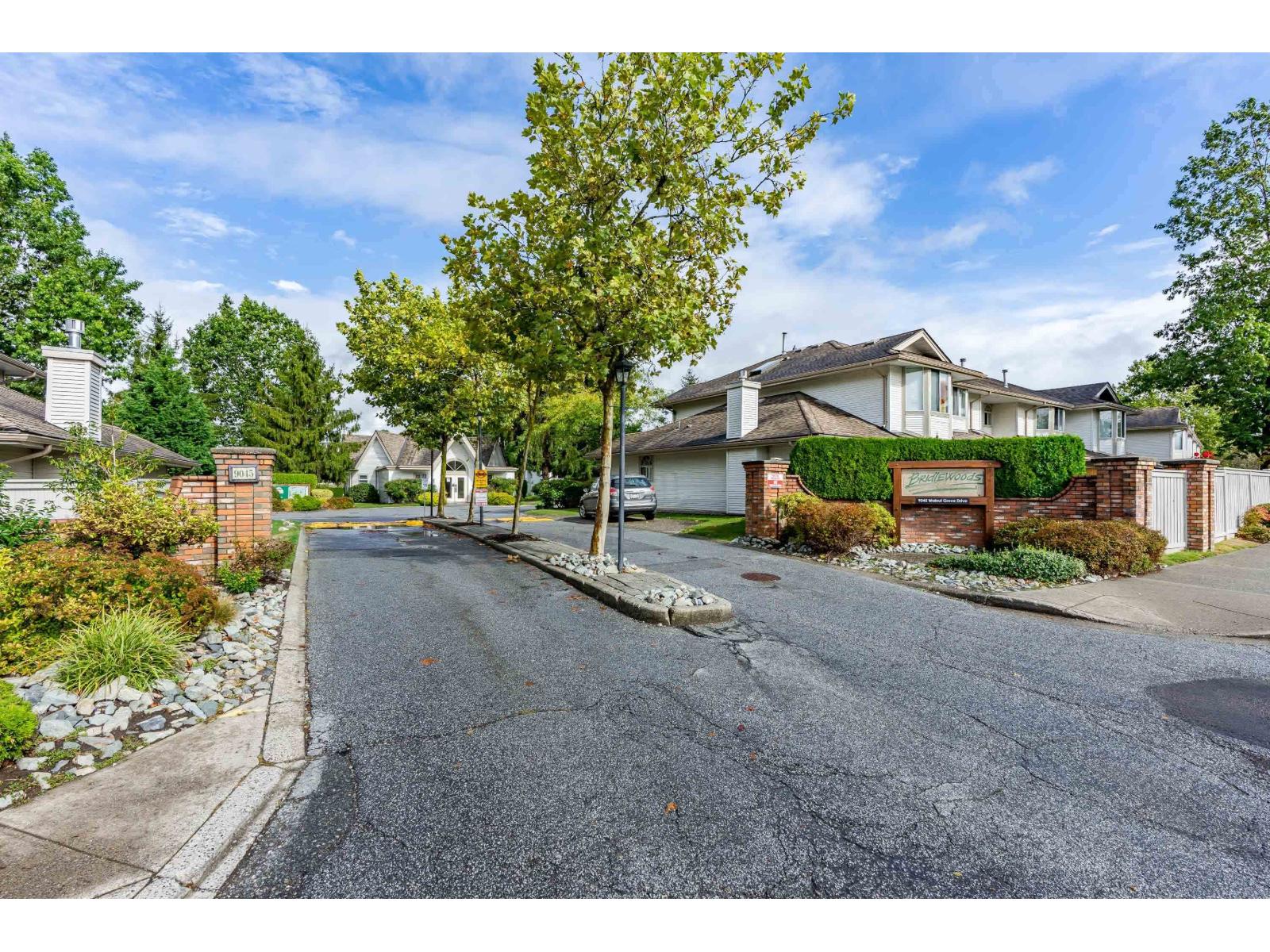 75 9045 WALNUT GROVE DRIVE