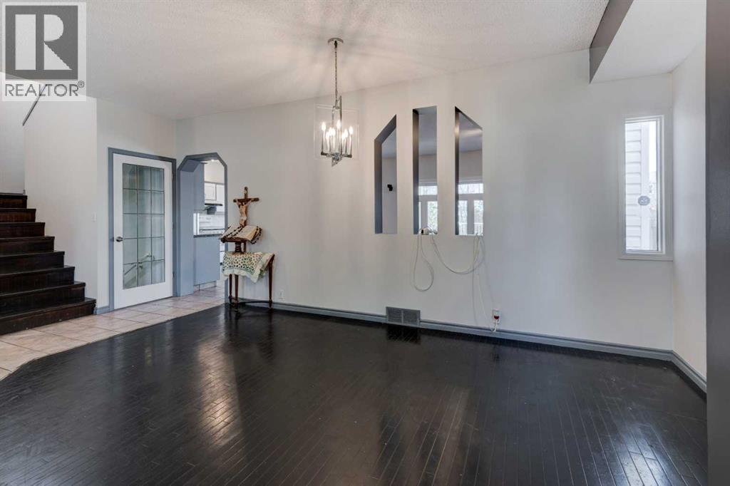 414 MT CORNWALL Circle SE