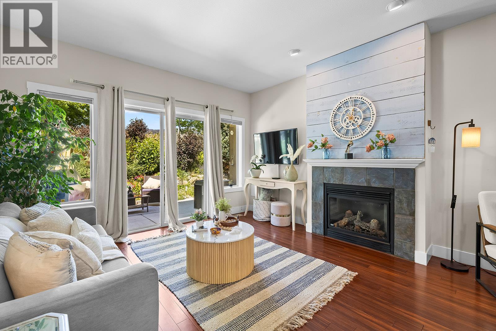 3871 Sonoma Pines Drive