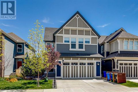 25 Magnolia Terrace SE Calgary AB T3M2X3