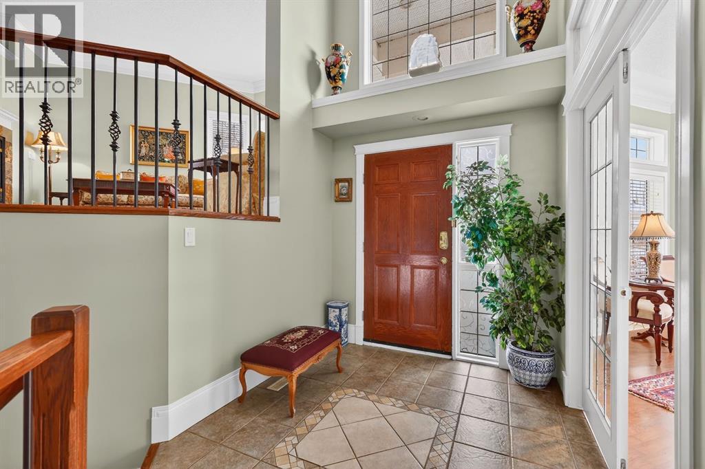 331 Mt Douglas Court SE