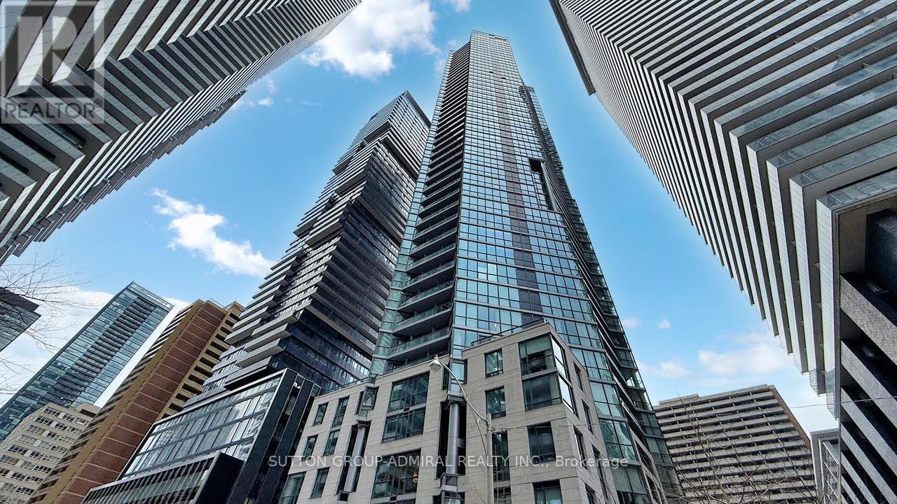 2912 - 45 CHARLES STREET E