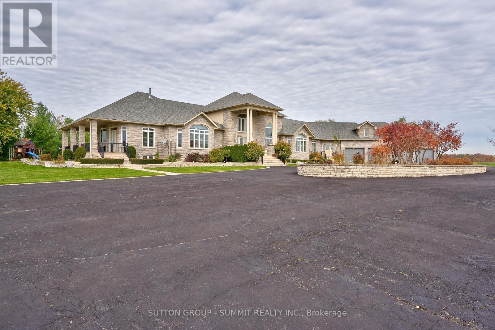 5431 APPLEBY LINE