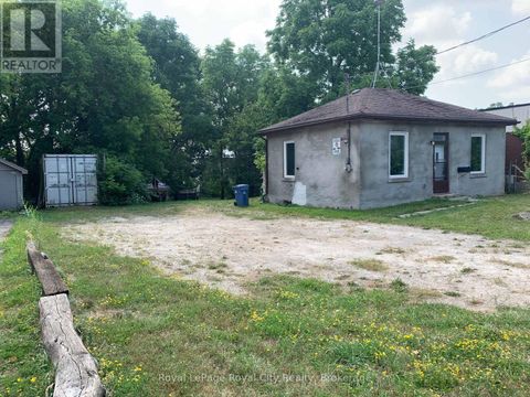 180 WATERLOO AVENUE Guelph (Downtown) ON N1H3J3