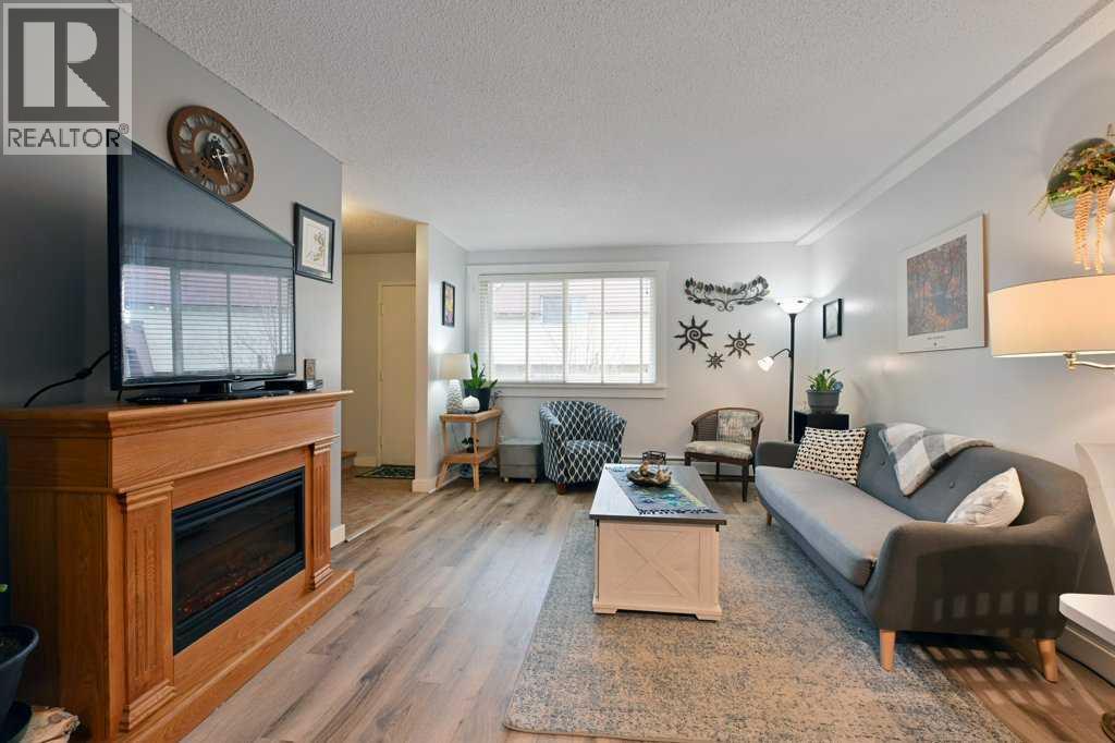 5, 7740 Hunterview Drive NW