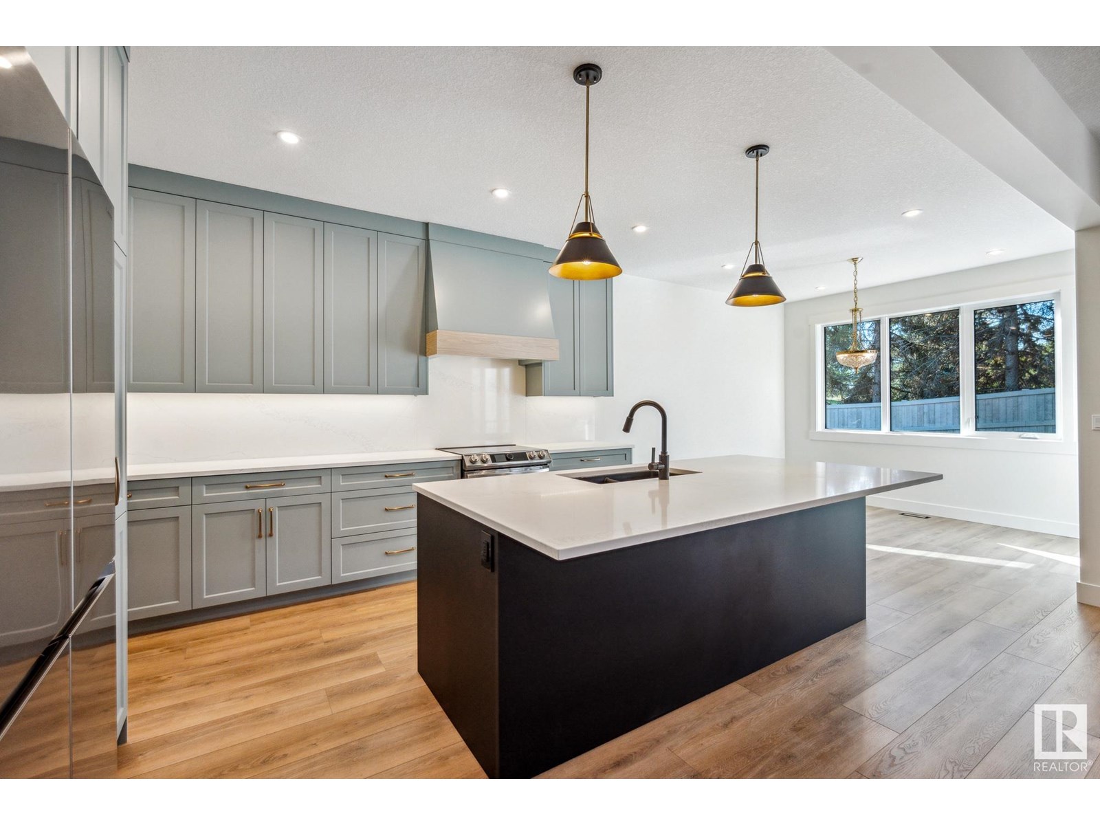 57 Newbury Ci