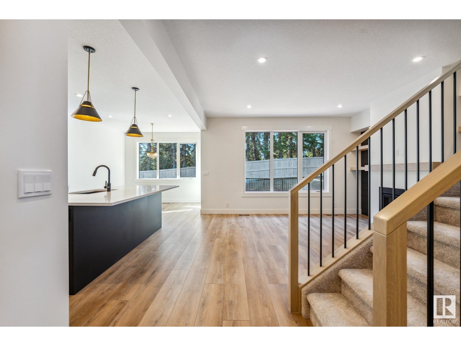 57 Newbury Ci