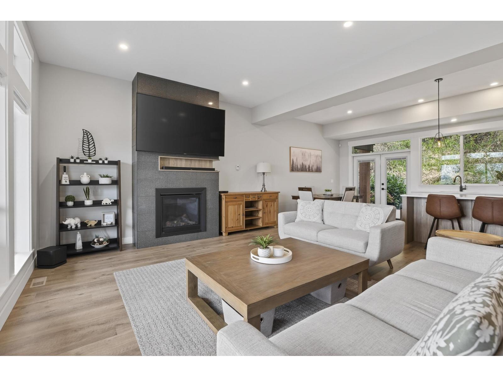 5 6262 REXFORD DRIVE|Promontory
