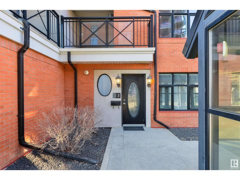 3 9026 Jasper Ave AV NW Edmonton AB T5H3S8