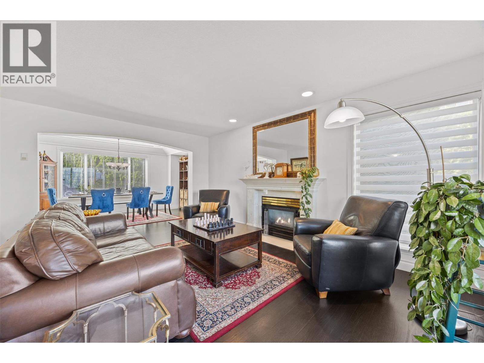 3016 Lakeview Cove Road