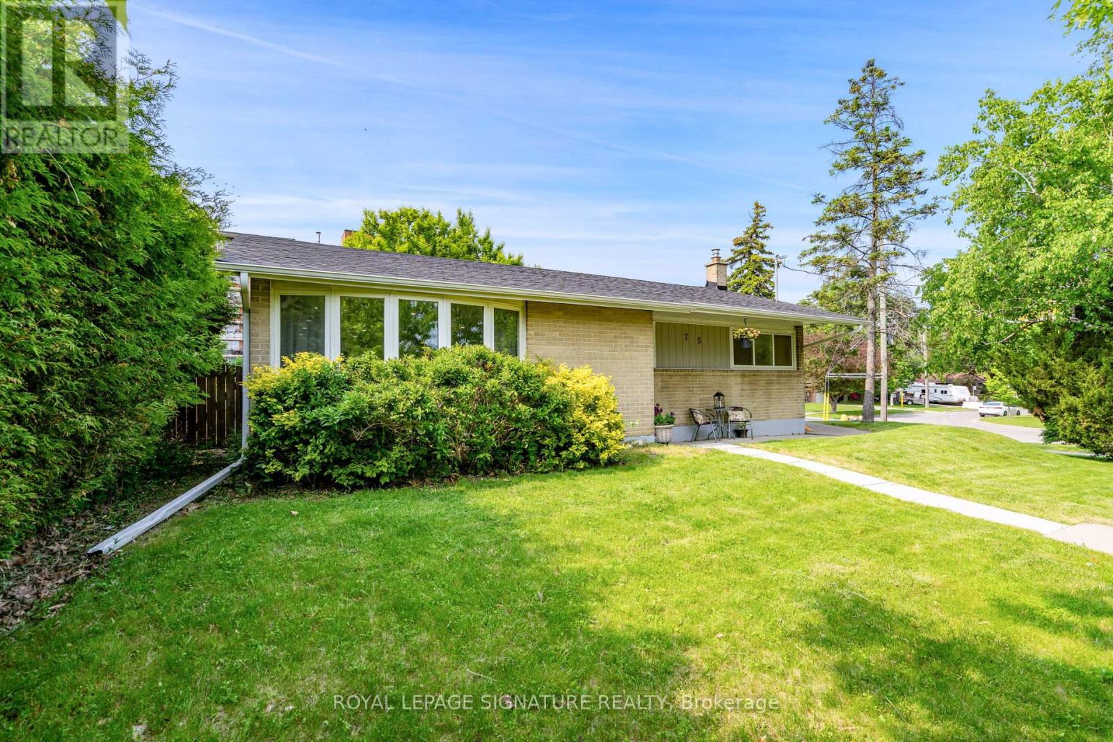 75 SAMSON CRESCENT