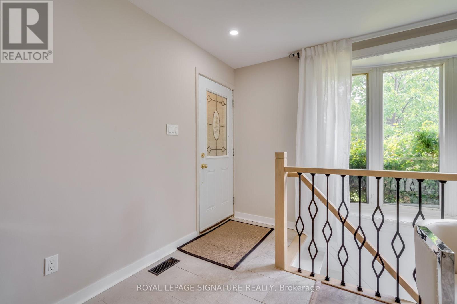 75 SAMSON CRESCENT