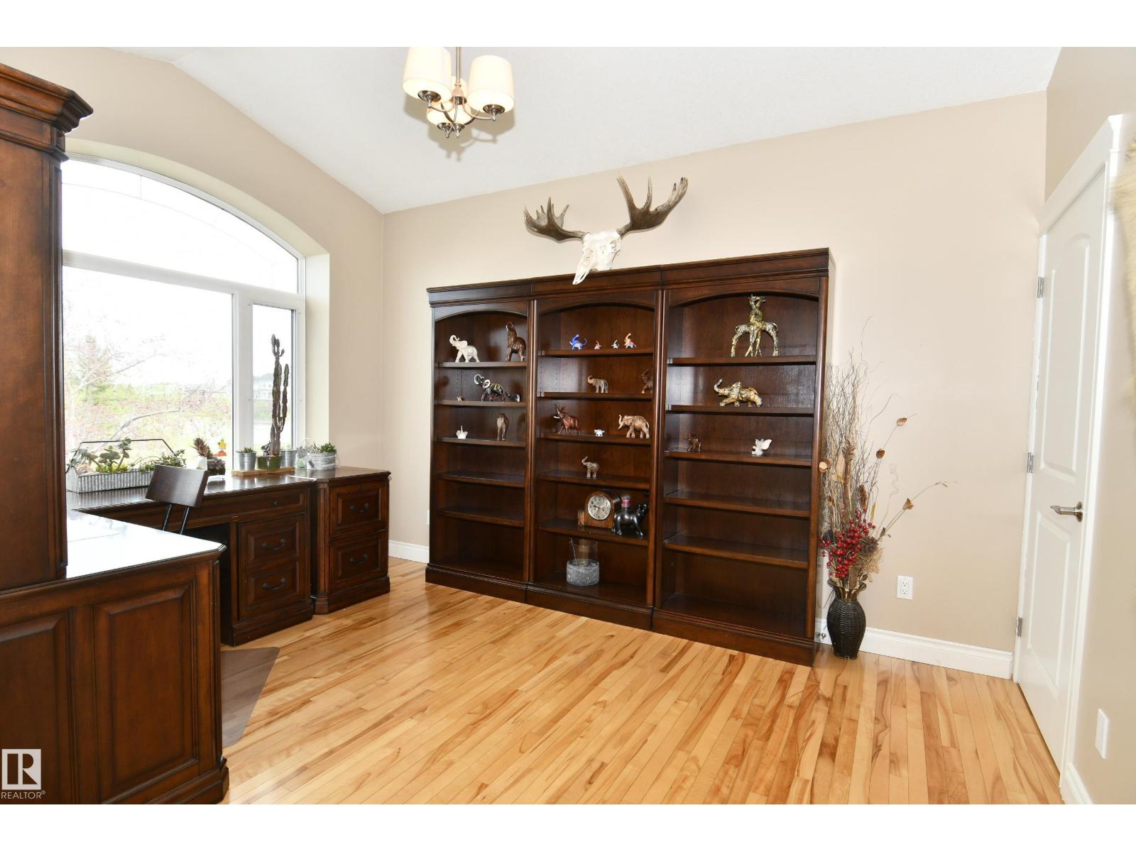 67 SHORES DR