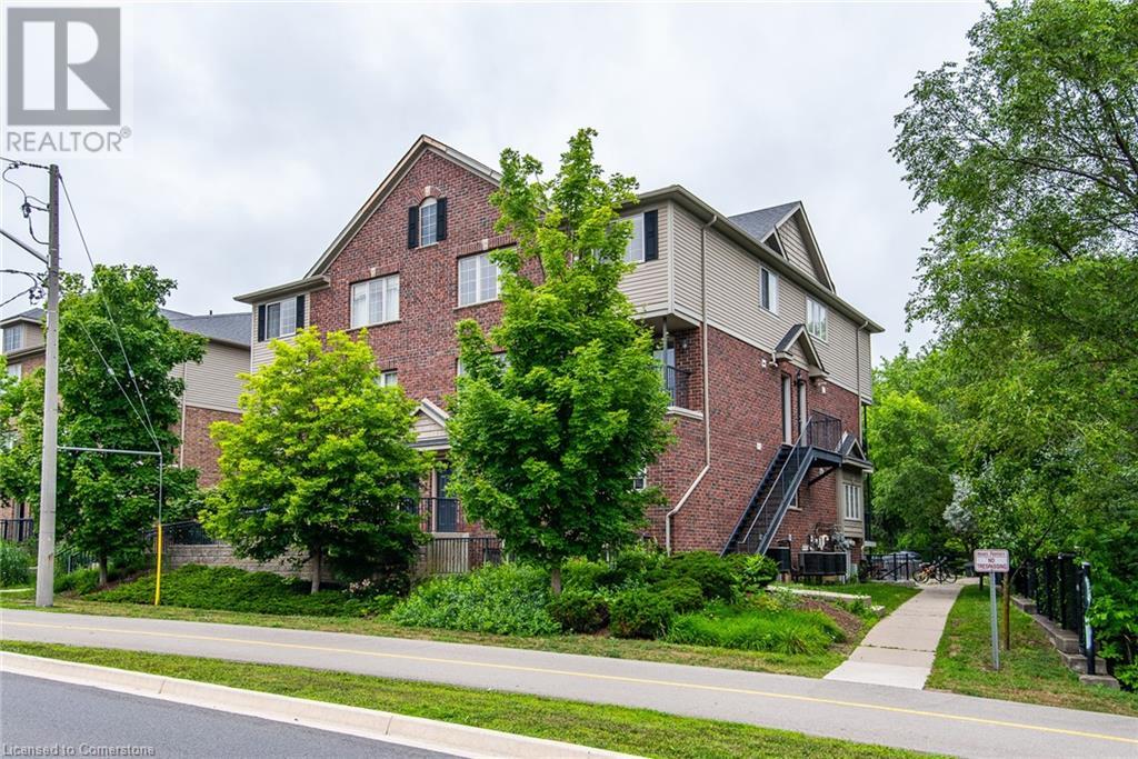 950 HIGHLAND Drive W Unit# 32