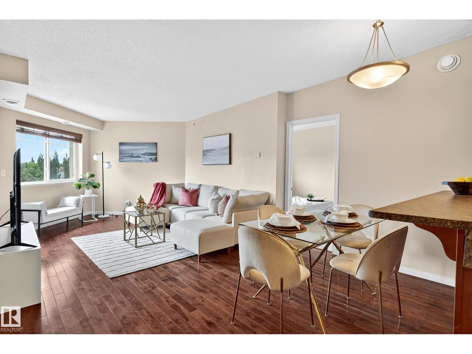 #401 6925 199 ST NW